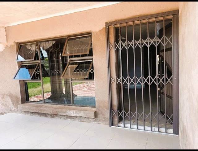 4 BEDROOM HOUSE FOR SALE IN MANKWENG